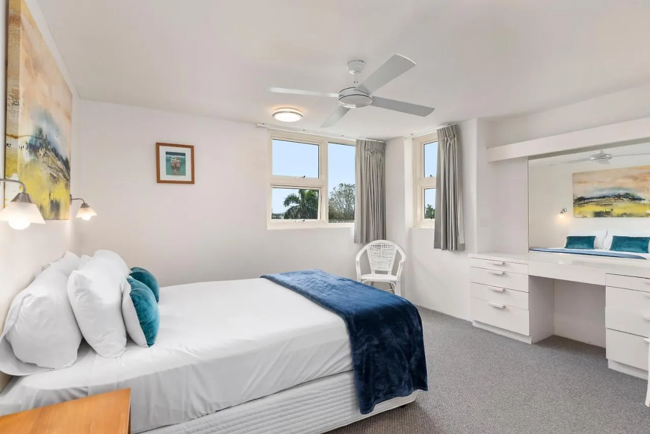 84 The Spit Holiday Apartments Mooloolaba Aparthotel