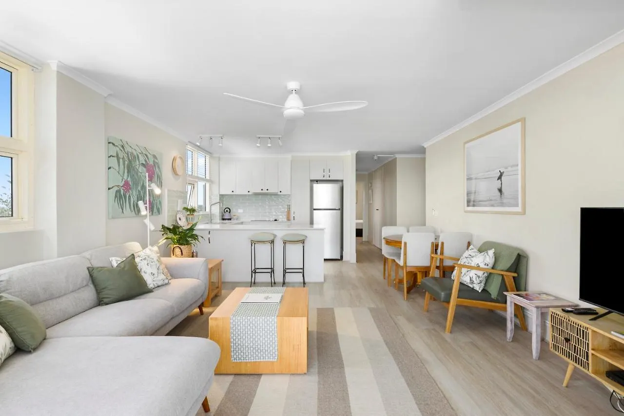 *** Aparthotel 84 The Spit Holiday Apartments Mooloolaba Australia
