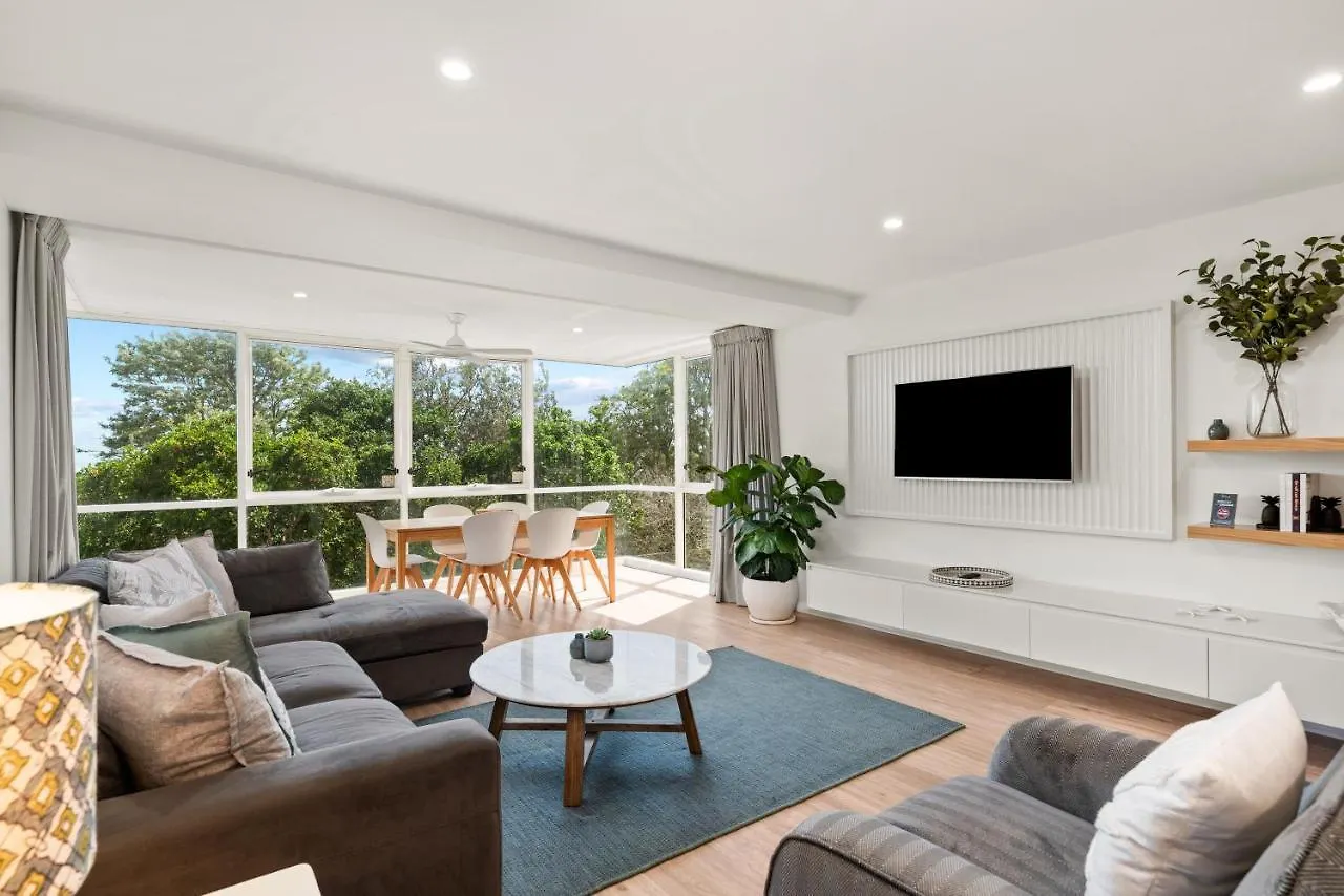 84 The Spit Holiday Apartments Mooloolaba 3*,  Australia